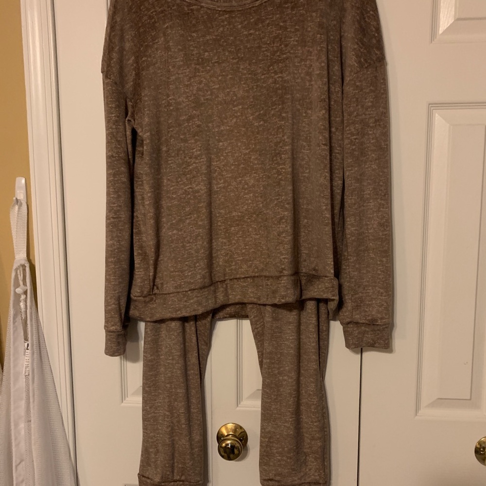 Womens lounge pajama set